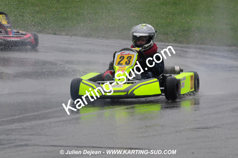 12/04/2009 : 1ère manche du Championnat Sud et 1ère manche du Championnat Régional Languedoc-Roussillon à Lavelanet (photos Julien Dejean) 2009 — karting