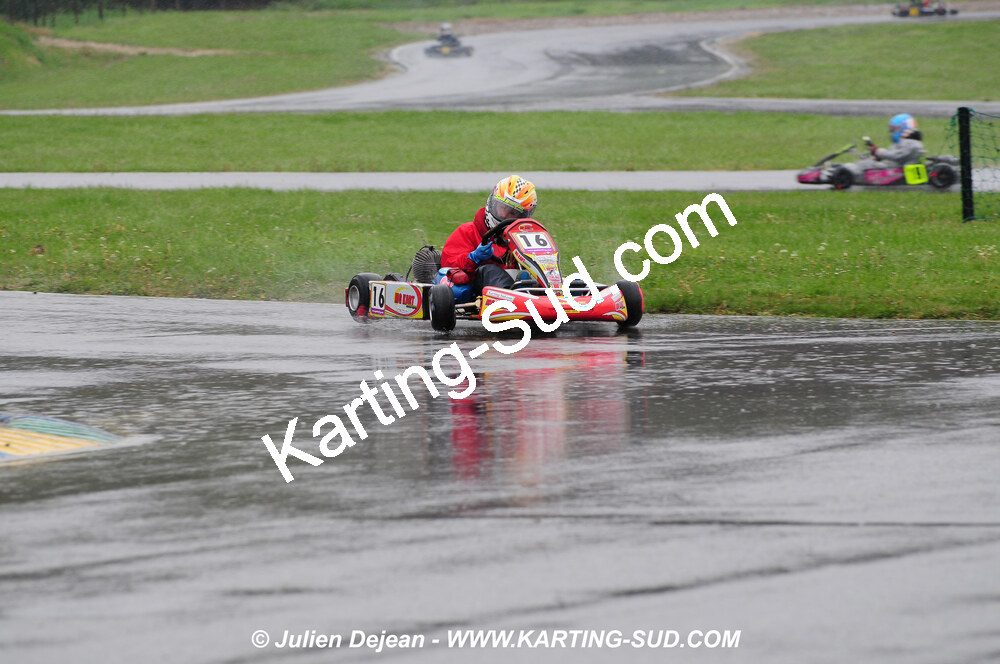 12/04/2009 : 1ère manche du Championnat Sud et 1ère manche du Championnat Régional Languedoc-Roussillon à Lavelanet (photos Julien Dejean) 2009 — karting