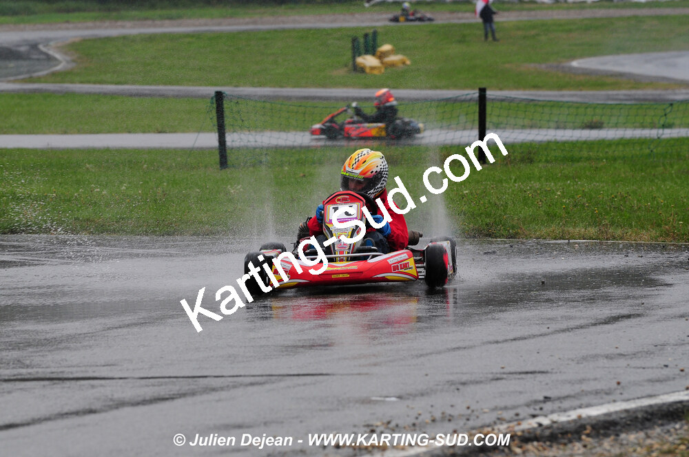 12/04/2009 : 1ère manche du Championnat Sud et 1ère manche du Championnat Régional Languedoc-Roussillon à Lavelanet (photos Julien Dejean) 2009 — karting