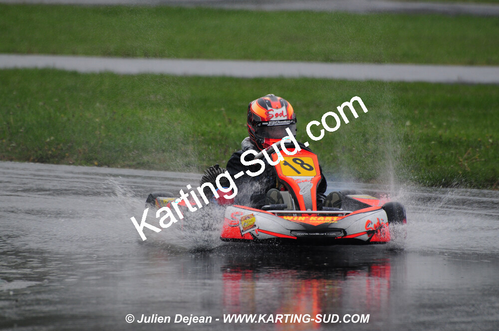 12/04/2009 : 1ère manche du Championnat Sud et 1ère manche du Championnat Régional Languedoc-Roussillon à Lavelanet (photos Julien Dejean) 2009 — karting