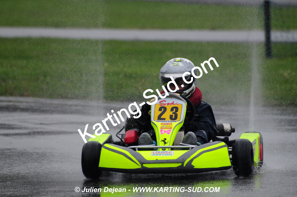 12/04/2009 : 1ère manche du Championnat Sud et 1ère manche du Championnat Régional Languedoc-Roussillon à Lavelanet (photos Julien Dejean) 2009 — karting