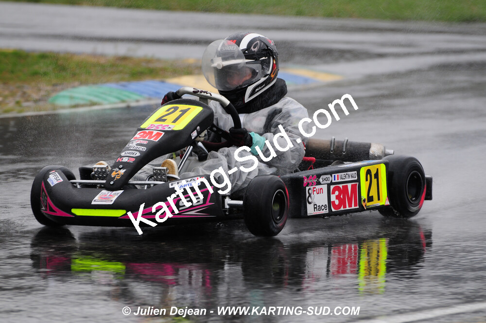 12/04/2009 : 1ère manche du Championnat Sud et 1ère manche du Championnat Régional Languedoc-Roussillon à Lavelanet (photos Julien Dejean) 2009 — karting
