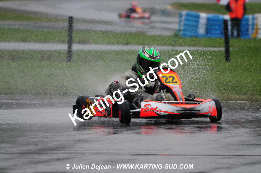 12/04/2009 : 1ère manche du Championnat Sud et 1ère manche du Championnat Régional Languedoc-Roussillon à Lavelanet (photos Julien Dejean) 2009 — karting