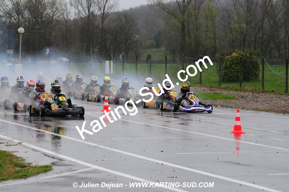 12/04/2009 : 1ère manche du Championnat Sud et 1ère manche du Championnat Régional Languedoc-Roussillon à Lavelanet (photos Julien Dejean) 2009 — karting