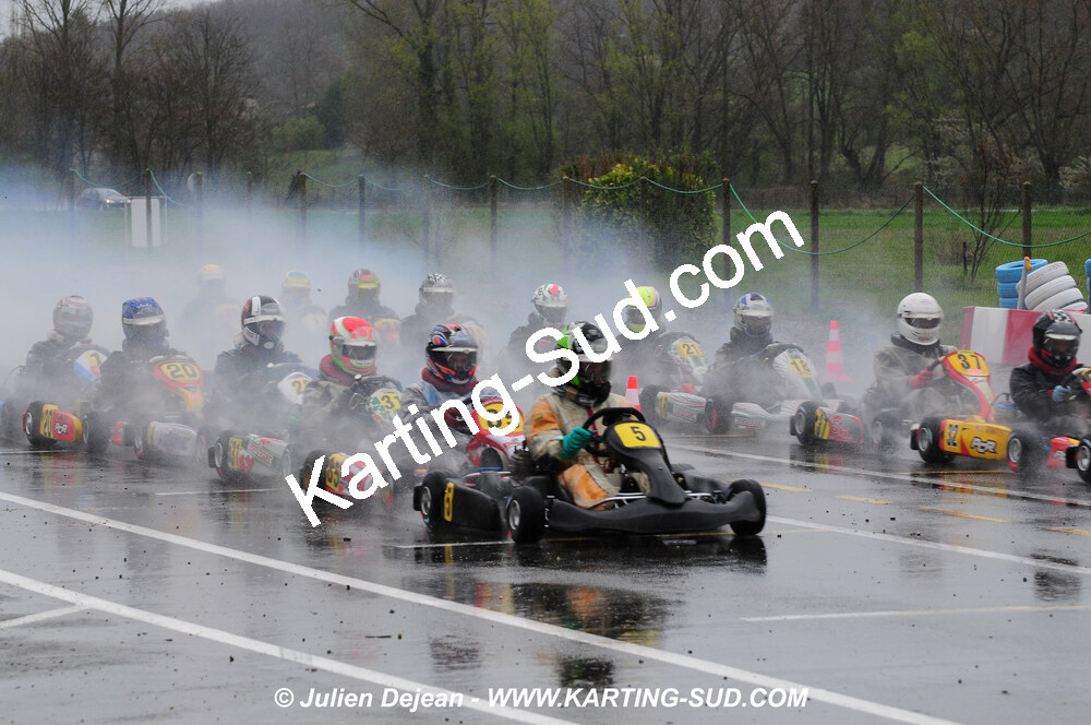 12/04/2009 : 1ère manche du Championnat Sud et 1ère manche du Championnat Régional Languedoc-Roussillon à Lavelanet (photos Julien Dejean) 2009 — karting
