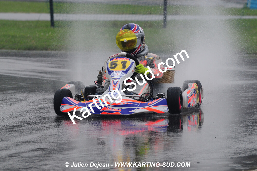 12/04/2009 : 1ère manche du Championnat Sud et 1ère manche du Championnat Régional Languedoc-Roussillon à Lavelanet (photos Julien Dejean) 2009 — karting