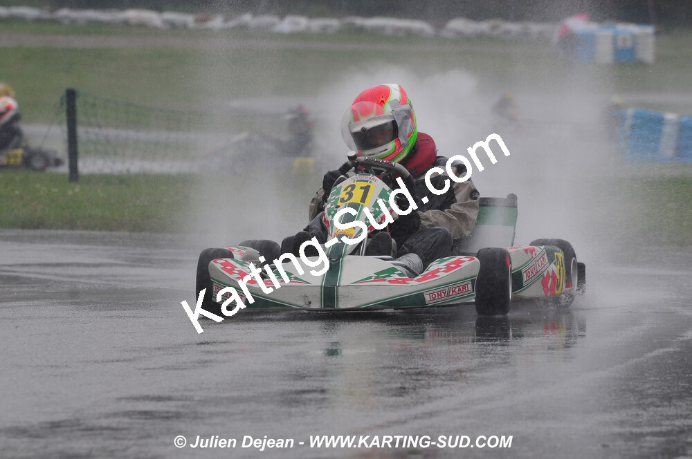 12/04/2009 : 1ère manche du Championnat Sud et 1ère manche du Championnat Régional Languedoc-Roussillon à Lavelanet (photos Julien Dejean) 2009 — karting