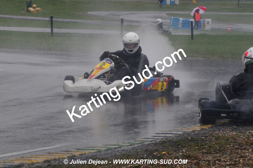 12/04/2009 : 1ère manche du Championnat Sud et 1ère manche du Championnat Régional Languedoc-Roussillon à Lavelanet (photos Julien Dejean) 2009 — karting