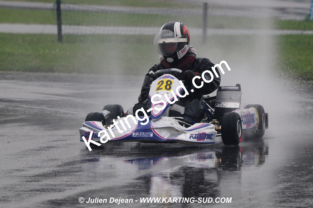12/04/2009 : 1ère manche du Championnat Sud et 1ère manche du Championnat Régional Languedoc-Roussillon à Lavelanet (photos Julien Dejean) 2009 — karting