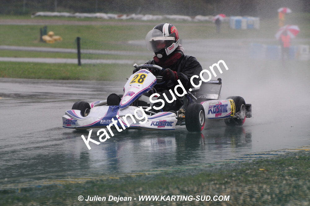 12/04/2009 : 1ère manche du Championnat Sud et 1ère manche du Championnat Régional Languedoc-Roussillon à Lavelanet (photos Julien Dejean) 2009 — karting