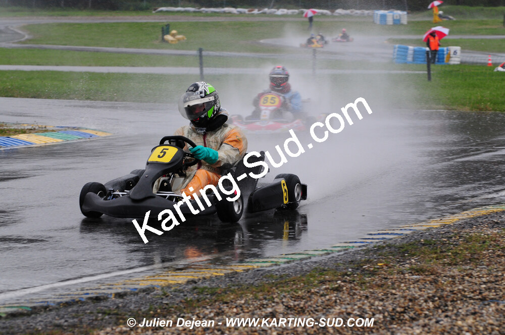 12/04/2009 : 1ère manche du Championnat Sud et 1ère manche du Championnat Régional Languedoc-Roussillon à Lavelanet (photos Julien Dejean) 2009 — karting