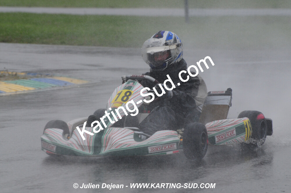 12/04/2009 : 1ère manche du Championnat Sud et 1ère manche du Championnat Régional Languedoc-Roussillon à Lavelanet (photos Julien Dejean) 2009 — karting