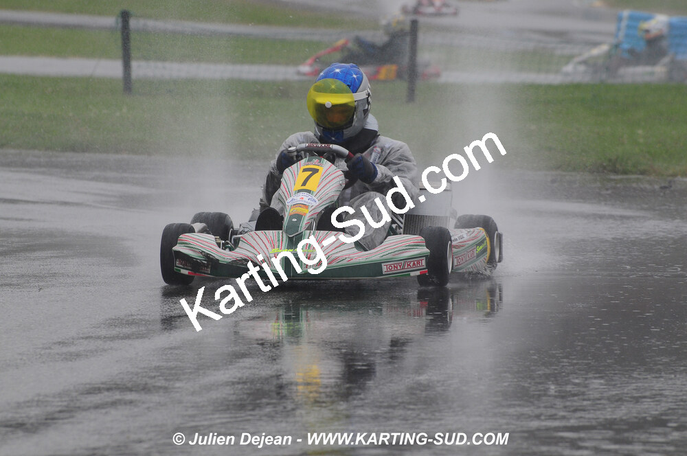 12/04/2009 : 1ère manche du Championnat Sud et 1ère manche du Championnat Régional Languedoc-Roussillon à Lavelanet (photos Julien Dejean) 2009 — karting