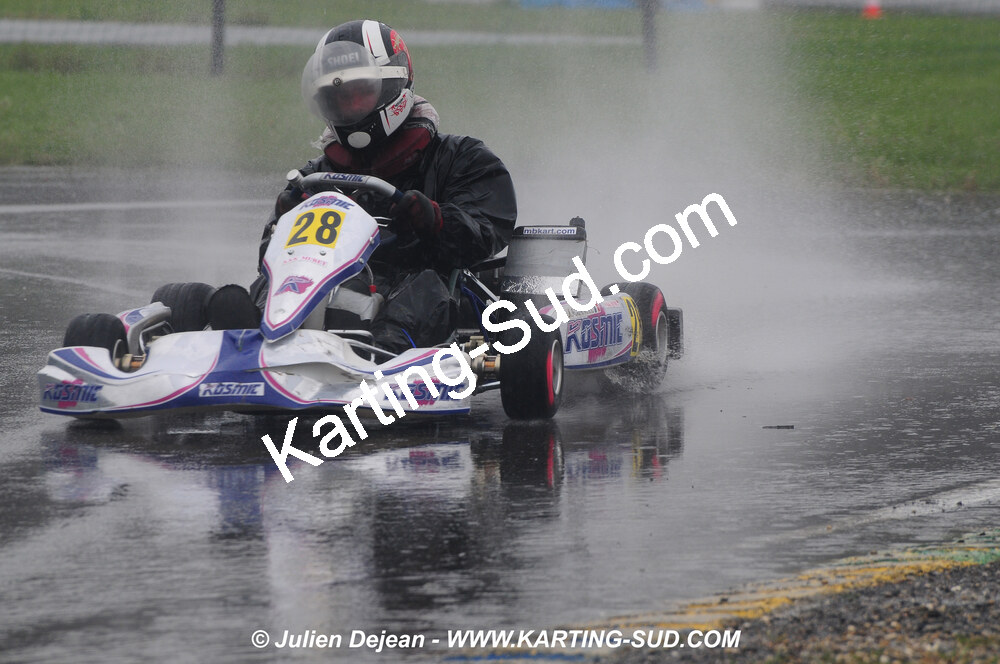 12/04/2009 : 1ère manche du Championnat Sud et 1ère manche du Championnat Régional Languedoc-Roussillon à Lavelanet (photos Julien Dejean) 2009 — karting