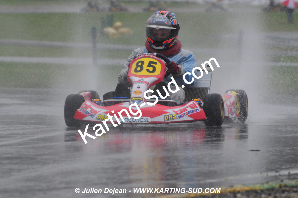 12/04/2009 : 1ère manche du Championnat Sud et 1ère manche du Championnat Régional Languedoc-Roussillon à Lavelanet (photos Julien Dejean) 2009 — karting