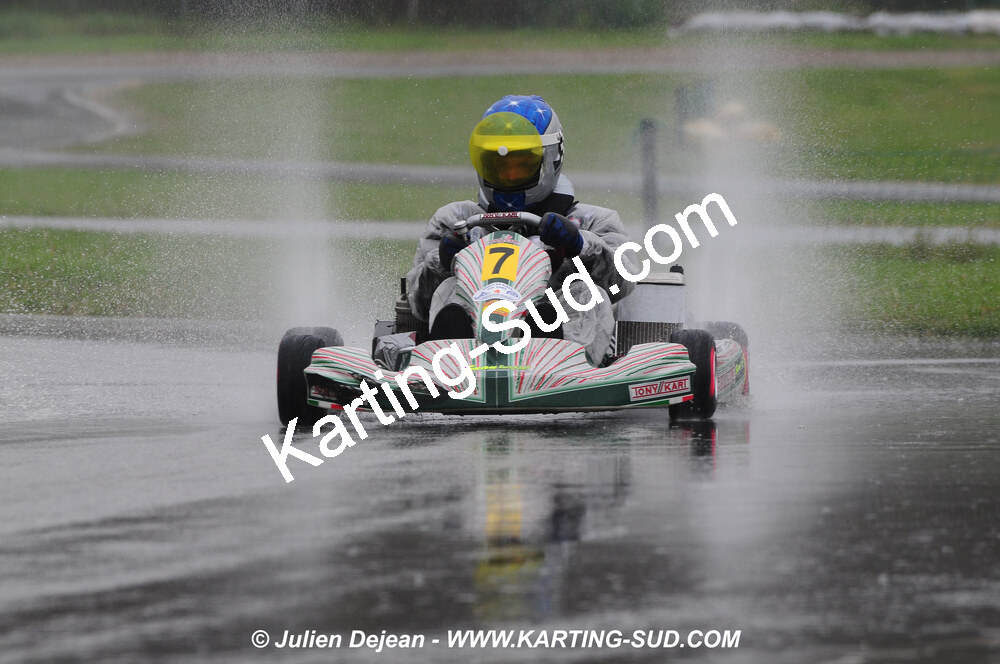 12/04/2009 : 1ère manche du Championnat Sud et 1ère manche du Championnat Régional Languedoc-Roussillon à Lavelanet (photos Julien Dejean) 2009 — karting
