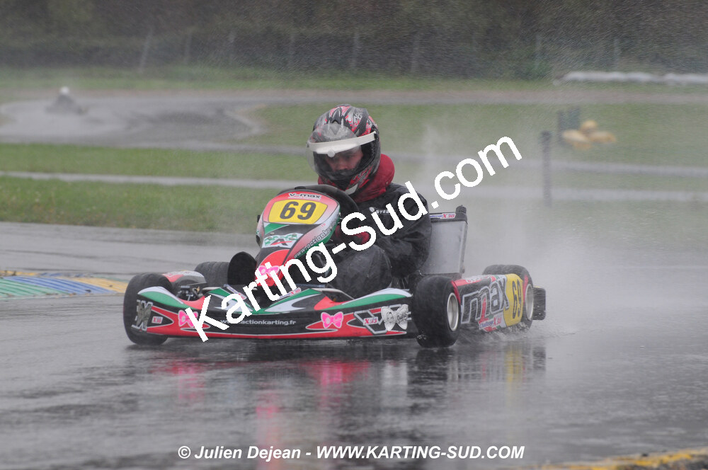 12/04/2009 : 1ère manche du Championnat Sud et 1ère manche du Championnat Régional Languedoc-Roussillon à Lavelanet (photos Julien Dejean) 2009 — karting