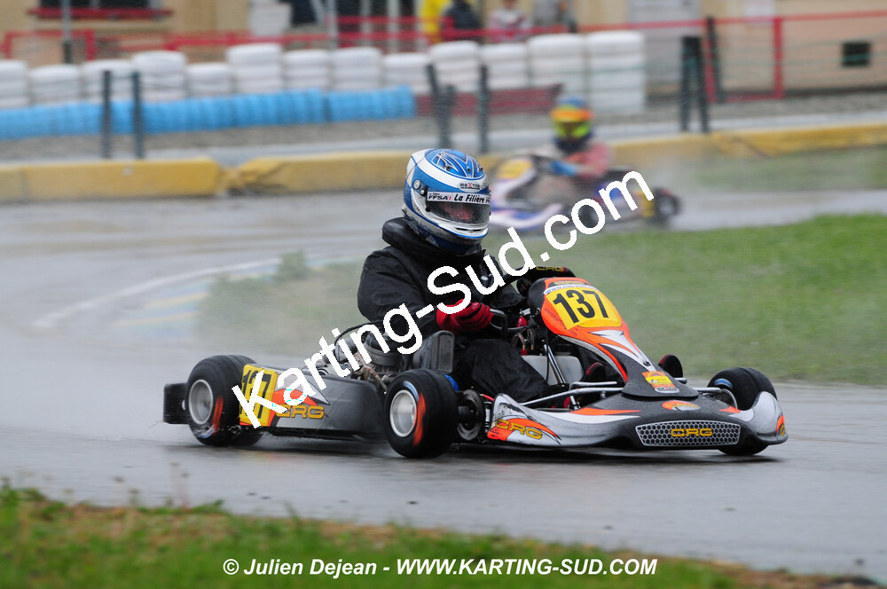 12/04/2009 : 1ère manche du Championnat Sud et 1ère manche du Championnat Régional Languedoc-Roussillon à Lavelanet (photos Julien Dejean) 2009 — karting