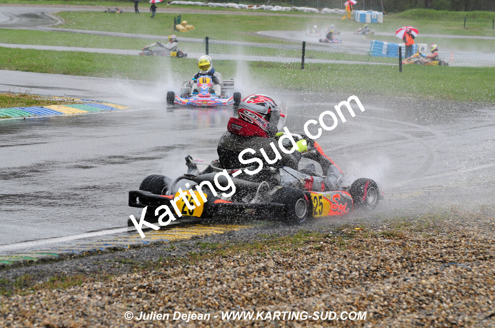 12/04/2009 : 1ère manche du Championnat Sud et 1ère manche du Championnat Régional Languedoc-Roussillon à Lavelanet (photos Julien Dejean) 2009 — karting