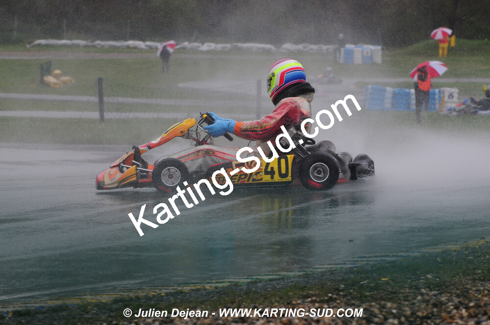 12/04/2009 : 1ère manche du Championnat Sud et 1ère manche du Championnat Régional Languedoc-Roussillon à Lavelanet (photos Julien Dejean) 2009 — karting