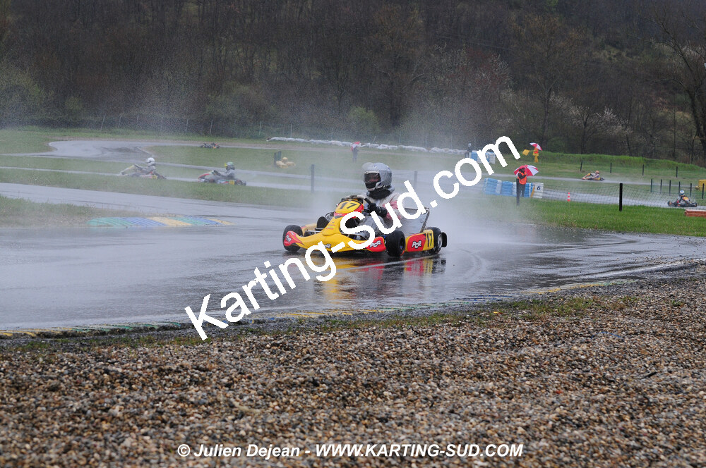 12/04/2009 : 1ère manche du Championnat Sud et 1ère manche du Championnat Régional Languedoc-Roussillon à Lavelanet (photos Julien Dejean) 2009 — karting