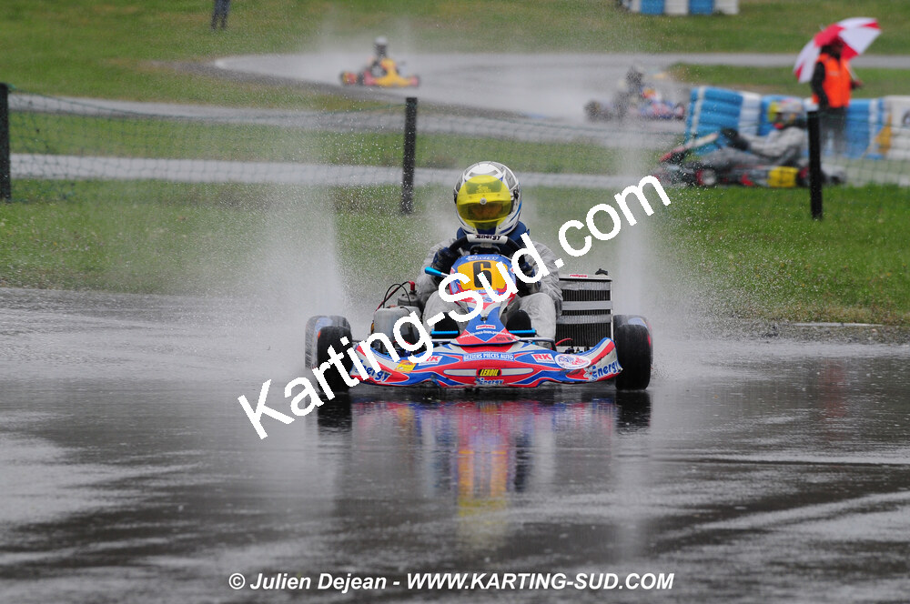 12/04/2009 : 1ère manche du Championnat Sud et 1ère manche du Championnat Régional Languedoc-Roussillon à Lavelanet (photos Julien Dejean) 2009 — karting