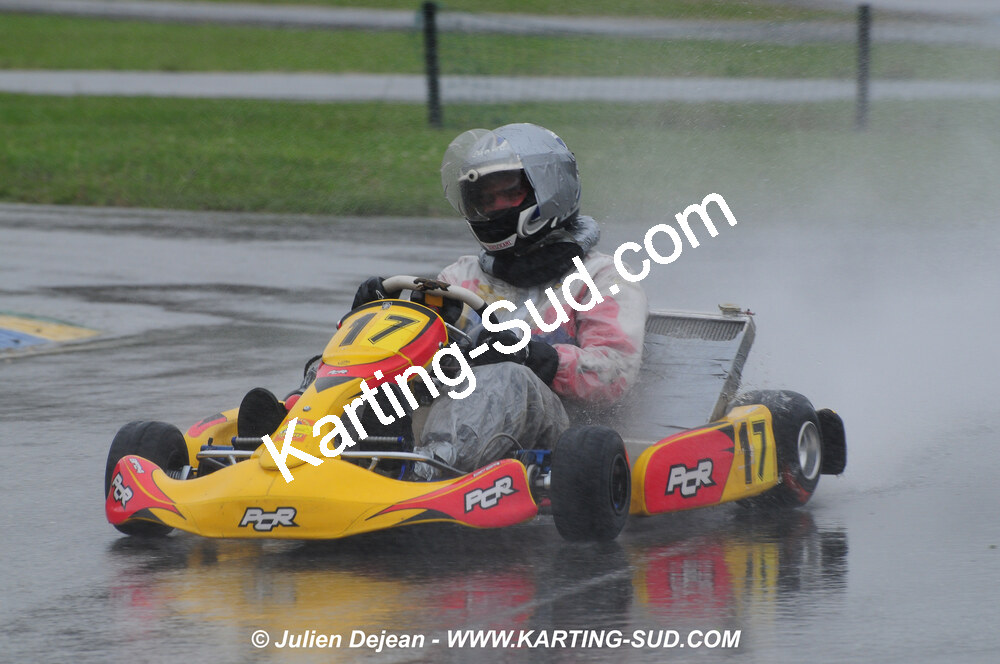 12/04/2009 : 1ère manche du Championnat Sud et 1ère manche du Championnat Régional Languedoc-Roussillon à Lavelanet (photos Julien Dejean) 2009 — karting