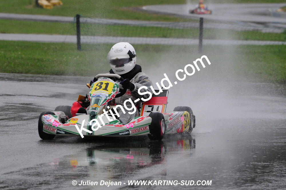 12/04/2009 : 1ère manche du Championnat Sud et 1ère manche du Championnat Régional Languedoc-Roussillon à Lavelanet (photos Julien Dejean) 2009 — karting