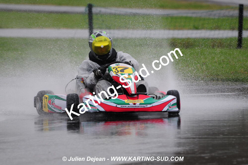 12/04/2009 : 1ère manche du Championnat Sud et 1ère manche du Championnat Régional Languedoc-Roussillon à Lavelanet (photos Julien Dejean) 2009 — karting