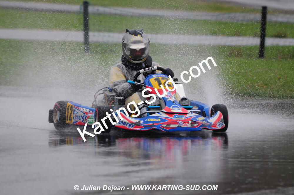 12/04/2009 : 1ère manche du Championnat Sud et 1ère manche du Championnat Régional Languedoc-Roussillon à Lavelanet (photos Julien Dejean) 2009 — karting