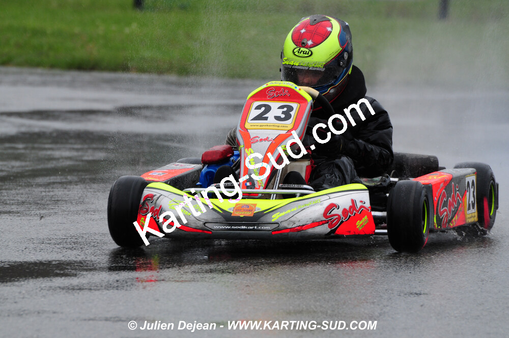 12/04/2009 : 1ère manche du Championnat Sud et 1ère manche du Championnat Régional Languedoc-Roussillon à Lavelanet (photos Julien Dejean) 2009 — karting