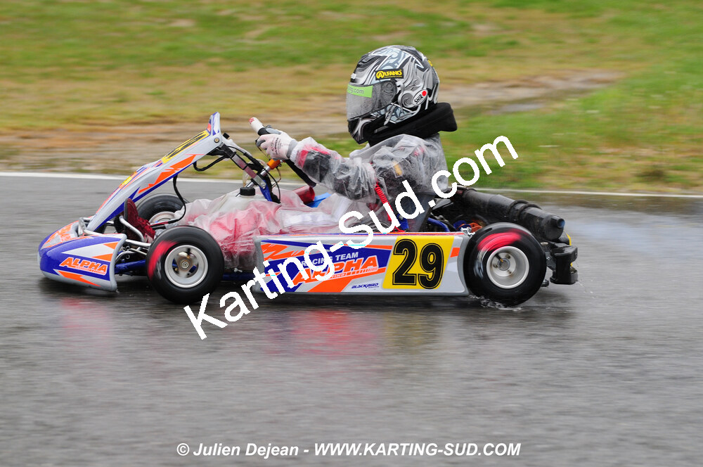 12/04/2009 : 1ère manche du Championnat Sud et 1ère manche du Championnat Régional Languedoc-Roussillon à Lavelanet (photos Julien Dejean) 2009 — karting