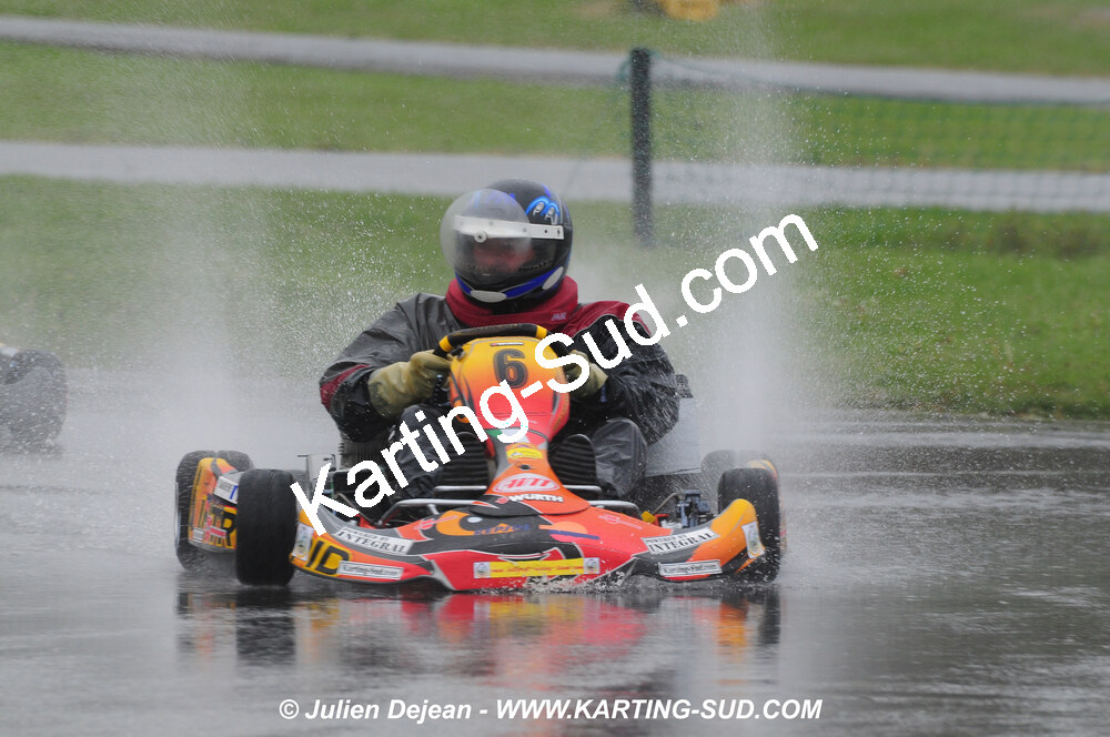 12/04/2009 : 1ère manche du Championnat Sud et 1ère manche du Championnat Régional Languedoc-Roussillon à Lavelanet (photos Julien Dejean) 2009 — karting