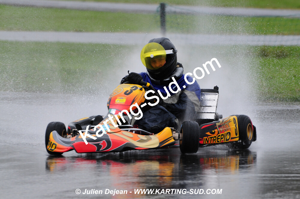 12/04/2009 : 1ère manche du Championnat Sud et 1ère manche du Championnat Régional Languedoc-Roussillon à Lavelanet (photos Julien Dejean) 2009 — karting