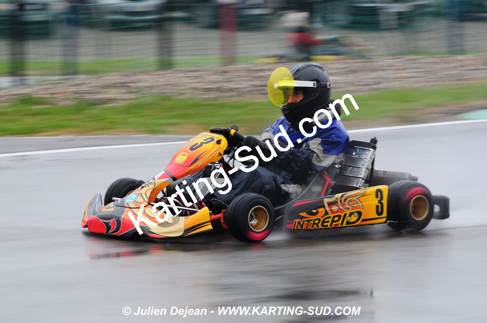 12/04/2009 : 1ère manche du Championnat Sud et 1ère manche du Championnat Régional Languedoc-Roussillon à Lavelanet (photos Julien Dejean) 2009 — karting