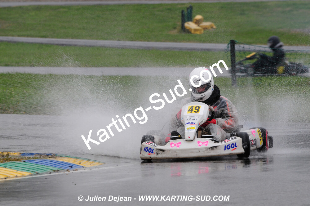12/04/2009 : 1ère manche du Championnat Sud et 1ère manche du Championnat Régional Languedoc-Roussillon à Lavelanet (photos Julien Dejean) 2009 — karting