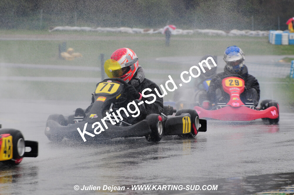 12/04/2009 : 1ère manche du Championnat Sud et 1ère manche du Championnat Régional Languedoc-Roussillon à Lavelanet (photos Julien Dejean) 2009 — karting