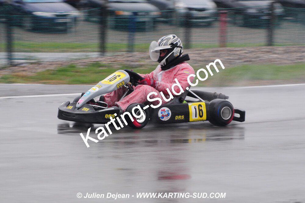 12/04/2009 : 1ère manche du Championnat Sud et 1ère manche du Championnat Régional Languedoc-Roussillon à Lavelanet (photos Julien Dejean) 2009 — karting