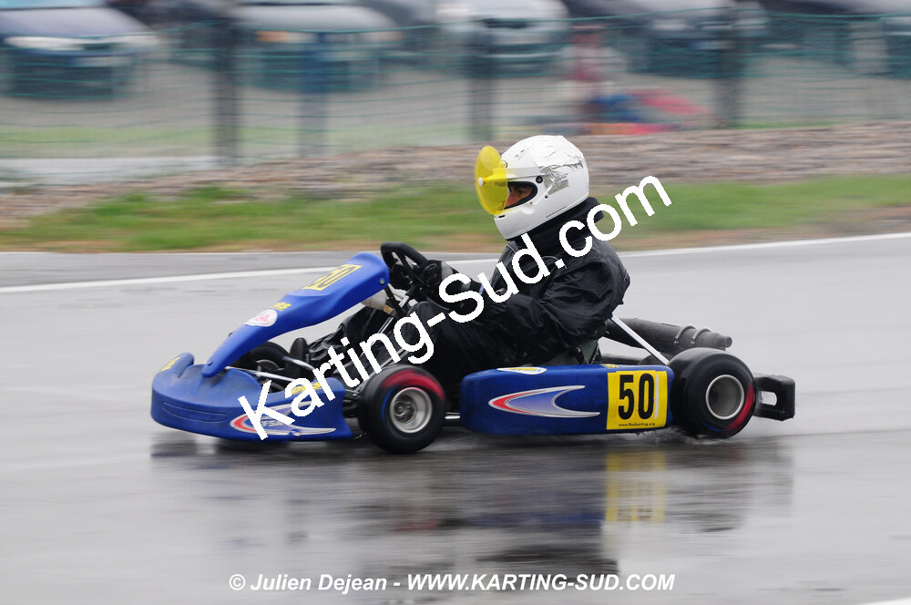 12/04/2009 : 1ère manche du Championnat Sud et 1ère manche du Championnat Régional Languedoc-Roussillon à Lavelanet (photos Julien Dejean) 2009 — karting