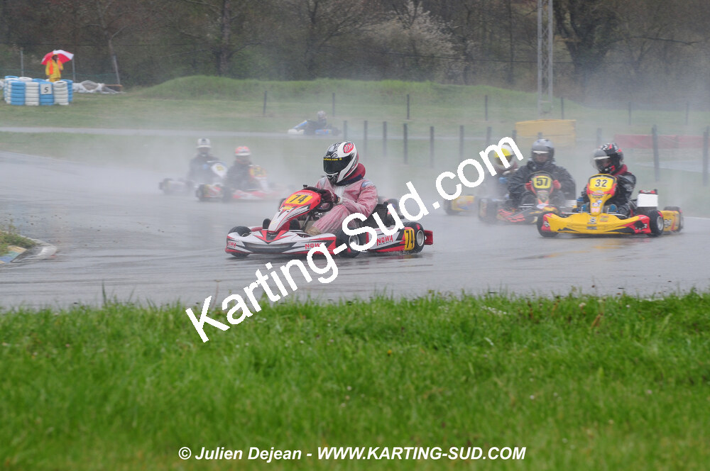 12/04/2009 : 1ère manche du Championnat Sud et 1ère manche du Championnat Régional Languedoc-Roussillon à Lavelanet (photos Julien Dejean) 2009 — karting