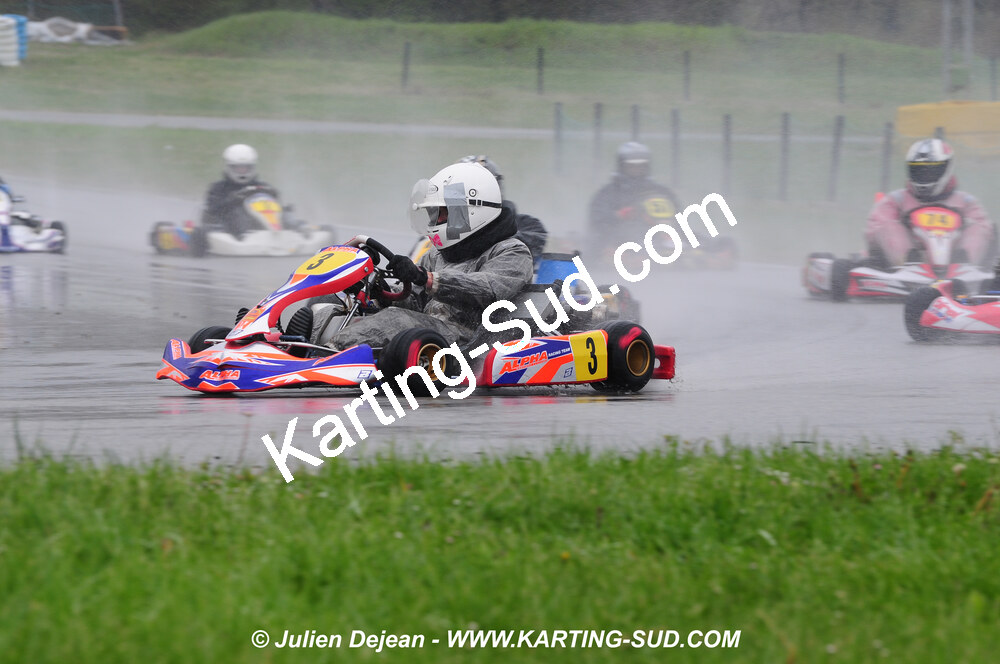 12/04/2009 : 1ère manche du Championnat Sud et 1ère manche du Championnat Régional Languedoc-Roussillon à Lavelanet (photos Julien Dejean) 2009 — karting