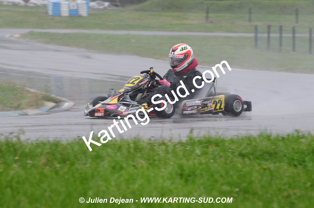 12/04/2009 : 1ère manche du Championnat Sud et 1ère manche du Championnat Régional Languedoc-Roussillon à Lavelanet (photos Julien Dejean) 2009 — karting