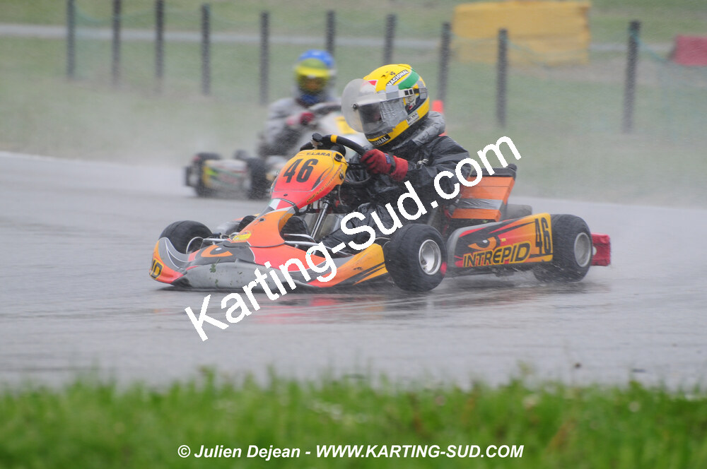 12/04/2009 : 1ère manche du Championnat Sud et 1ère manche du Championnat Régional Languedoc-Roussillon à Lavelanet (photos Julien Dejean) 2009 — karting