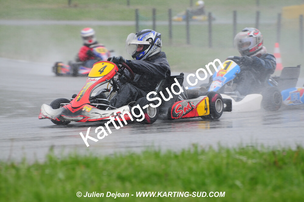 12/04/2009 : 1ère manche du Championnat Sud et 1ère manche du Championnat Régional Languedoc-Roussillon à Lavelanet (photos Julien Dejean) 2009 — karting