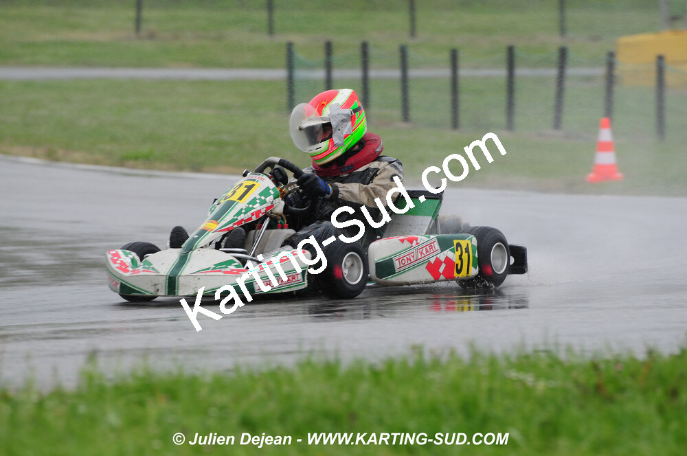 12/04/2009 : 1ère manche du Championnat Sud et 1ère manche du Championnat Régional Languedoc-Roussillon à Lavelanet (photos Julien Dejean) 2009 — karting