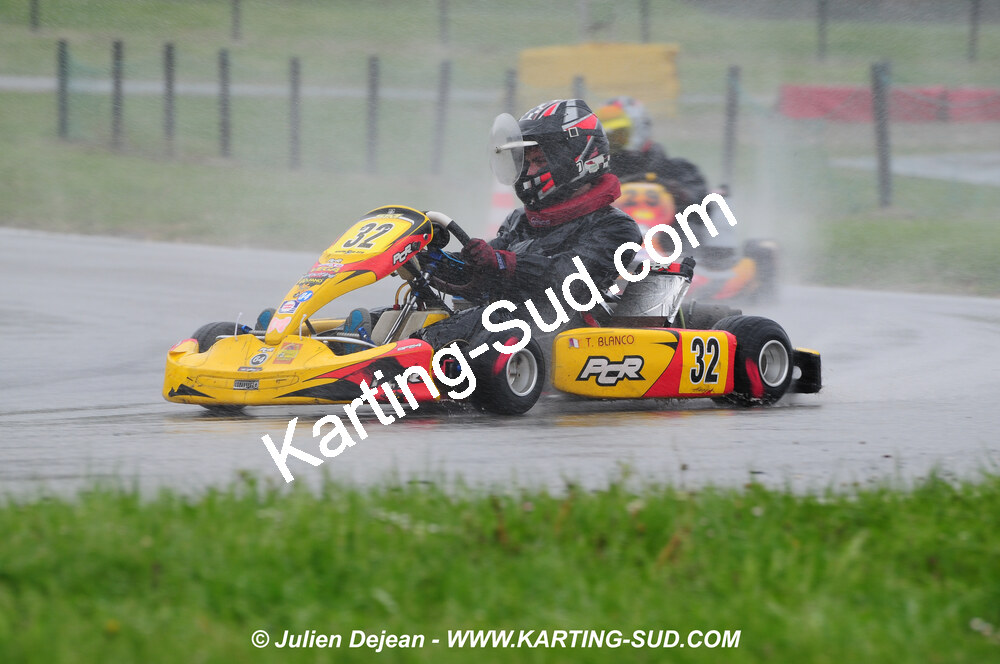 12/04/2009 : 1ère manche du Championnat Sud et 1ère manche du Championnat Régional Languedoc-Roussillon à Lavelanet (photos Julien Dejean) 2009 — karting
