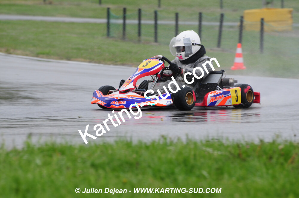 12/04/2009 : 1ère manche du Championnat Sud et 1ère manche du Championnat Régional Languedoc-Roussillon à Lavelanet (photos Julien Dejean) 2009 — karting