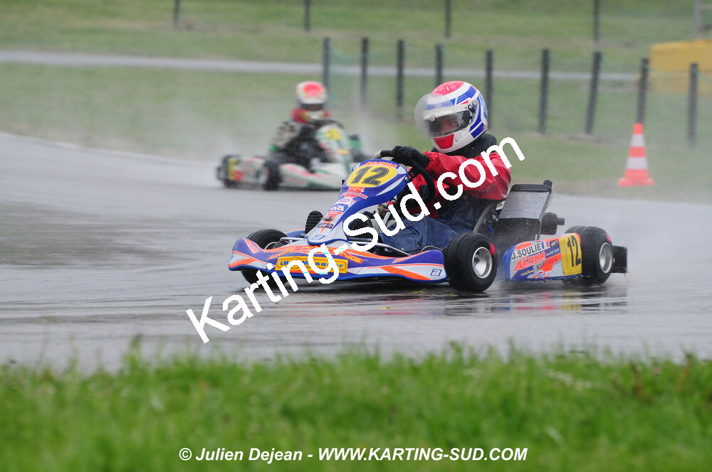 12/04/2009 : 1ère manche du Championnat Sud et 1ère manche du Championnat Régional Languedoc-Roussillon à Lavelanet (photos Julien Dejean) 2009 — karting
