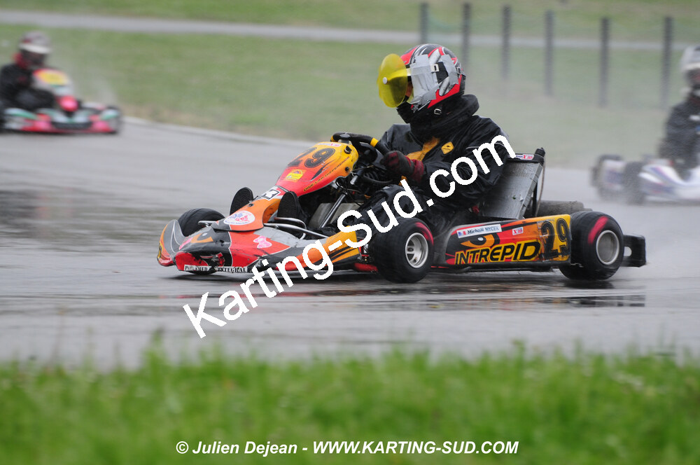12/04/2009 : 1ère manche du Championnat Sud et 1ère manche du Championnat Régional Languedoc-Roussillon à Lavelanet (photos Julien Dejean) 2009 — karting