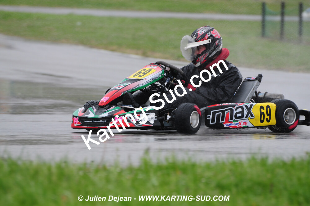 12/04/2009 : 1ère manche du Championnat Sud et 1ère manche du Championnat Régional Languedoc-Roussillon à Lavelanet (photos Julien Dejean) 2009 — karting